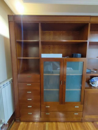 Mueble de salón de madera