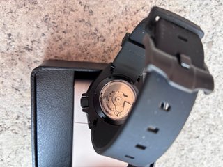 Reloj Seiko Mod Negro Multicolor
