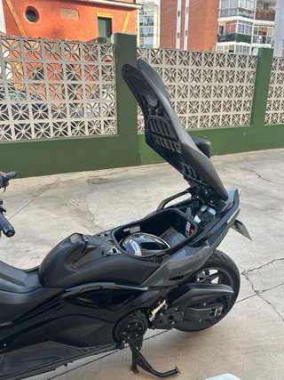 Yamaha T-MAX 530 Gris