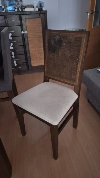 Mueble de salón de madera