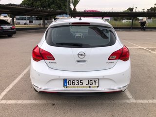 Opel Astra 2015