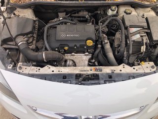 Opel Astra 2015
