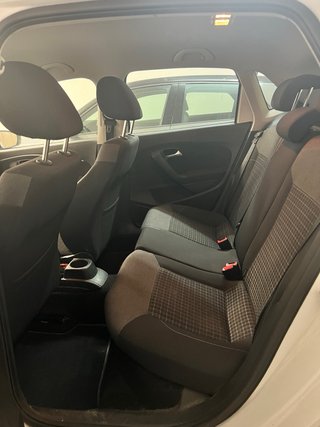 Volkswagen Polo 2016