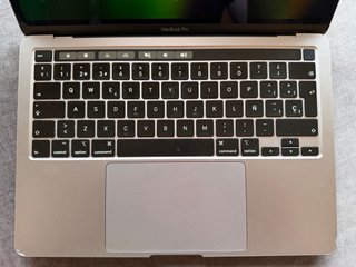 MacBook Pro 13 2020 Plata