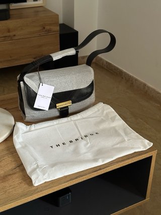 Bolso de piel The Bridge negro