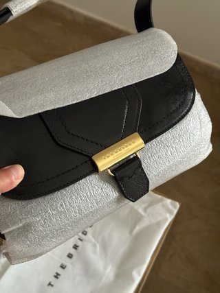 Bolso de piel The Bridge negro