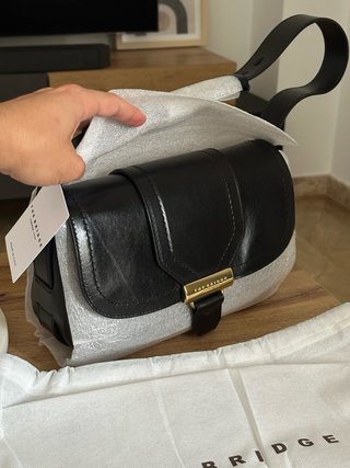 Bolso de piel The Bridge negro