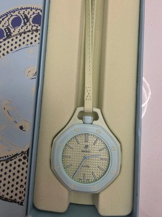 Swatch Royal Pop Orologio