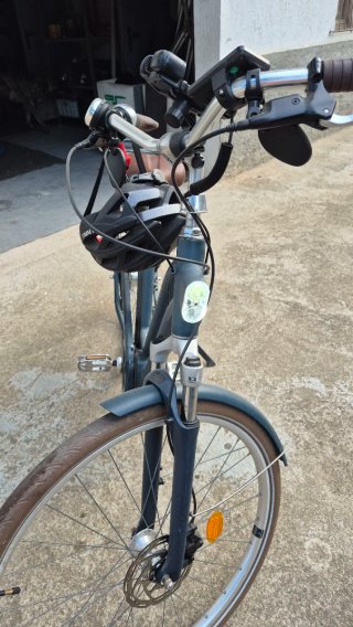 Bicicleta Eléctrica Urbana como nueva pocos kmts