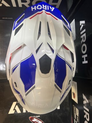 Casco Moto M Trail Airoh Commander 2