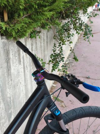 Bicicleta Stunt + cubiertas de campo