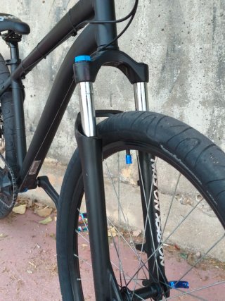 Bicicleta Stunt + cubiertas de campo