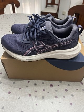 Zapatillas Asics Running Moradas y Rosas
