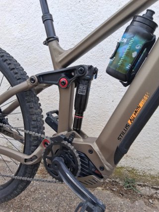Bicicleta BTT Enduro.