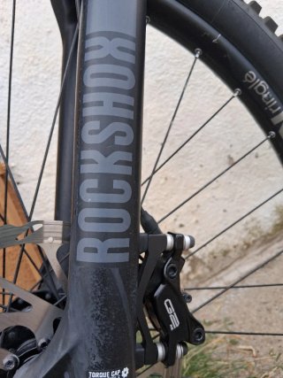 Bicicleta BTT Enduro.