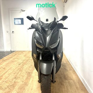 YAMAHA XMAX 300