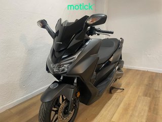 HONDA FORZA 125