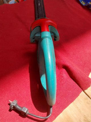 Cortacésped Bosch AHS 4-15