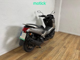 YAMAHA NMAX 125