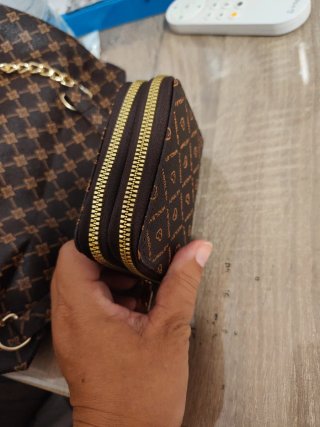 Bolso Madley marrón con cartera a juego