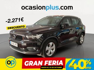 Volvo XC40 T2 Momentum Pro Auto 95 kW (129 CV)