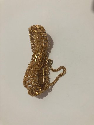 Pulsera  chapada en oro. .mas cosa en mi perfil