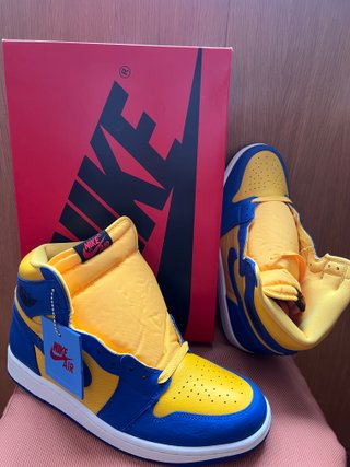 Nike Air Jordan 1 Retro High OG "Reverse Laney"