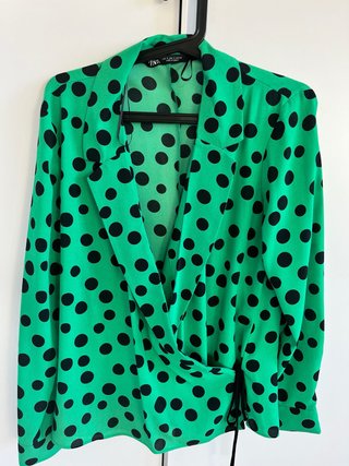 Blusa Zara Verde Lunares Talla M