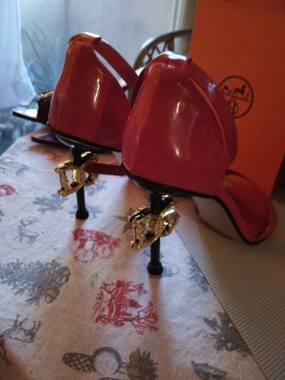 Zapatos D&G Rojos Tacón