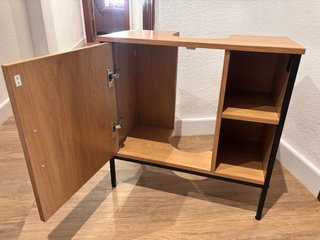 Mueble de baño madera y metal