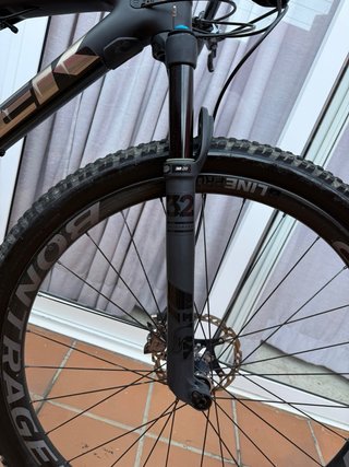 Bicicleta de MTB Trek Supercaliber 9.7 carbono