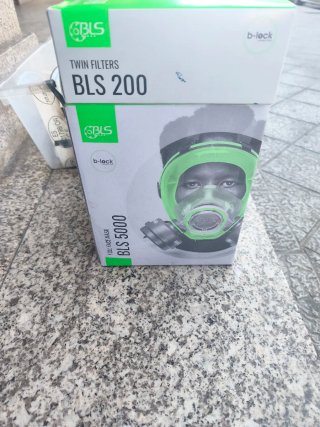 Mascarilla BLS 200 Twin Filters sin usar