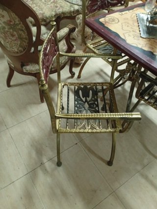 Mesa y 4 sillas de aluminio