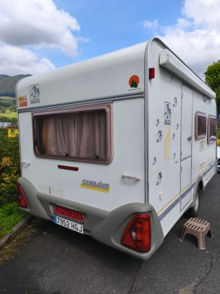 Caravana Knaus Sudwind 400