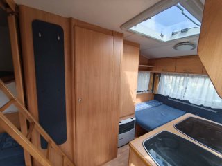 Caravana Knaus Sudwind 400