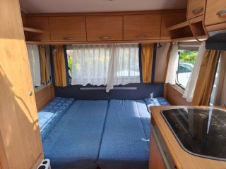 Caravana Knaus Sudwind 400