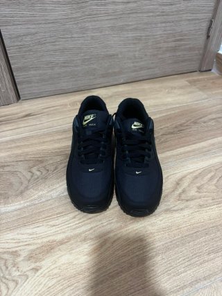 Nike Air Max 90 Negro Dorado