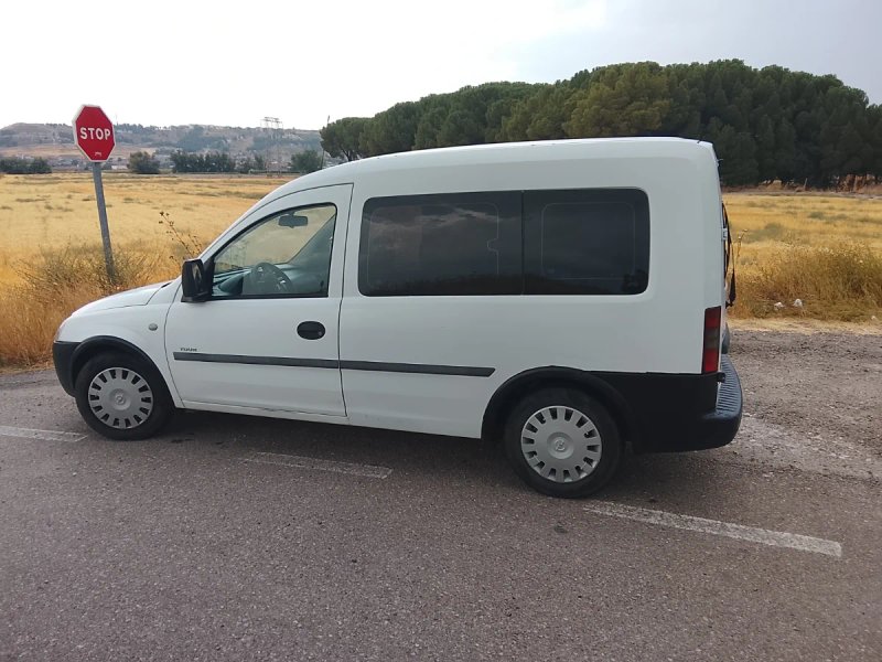 Opel Combo 2002 - foto 1