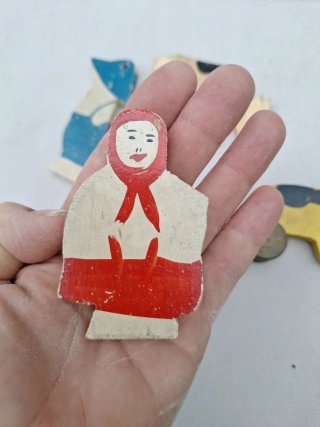 Juguetes de madera vintage: granja y figuras