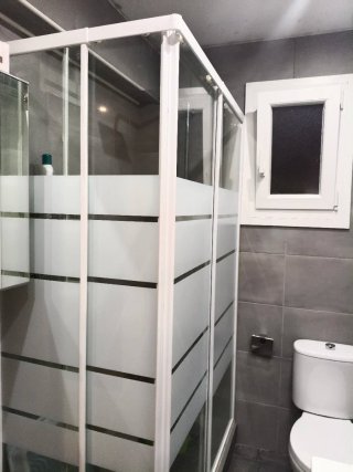 Se vende piso situado en Ermua.