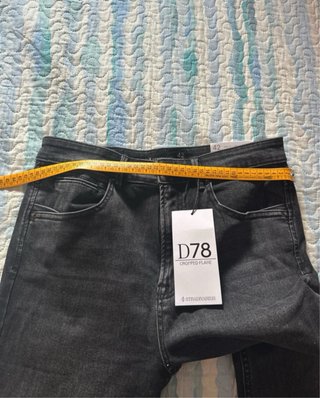 Tejanos Stradivarius D78 Crop Flare Negros
