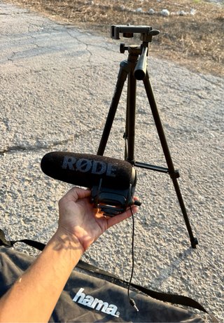 Micrófono RØDE + Trípode DÖRR + Bolsa Hama