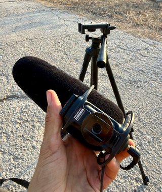 Micrófono RØDE + Trípode DÖRR + Bolsa Hama