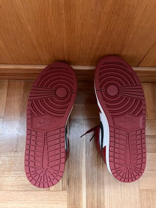 Nike Air Jordan 1 Mid burdeos/verde
