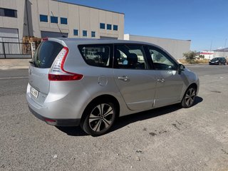 Renault Grand Scenic 2011