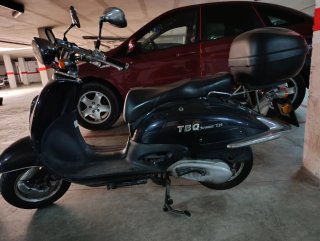 Scooter T19 TBQ Negra