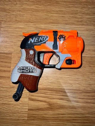 Pistola Nerf MicroShots Zombie Strike Hammershot