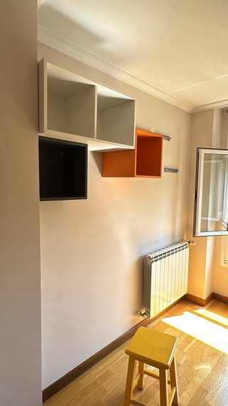 Estantería modular cubos blanco, naranja y negro