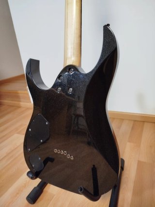 Guitarra Ibanez RG652 FX Prestige