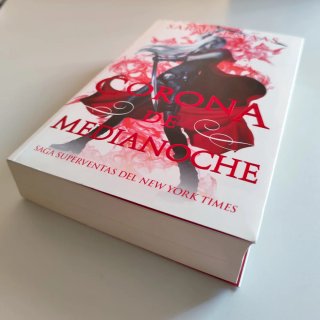Libro - Corona de media noche - Sarah J. Maas